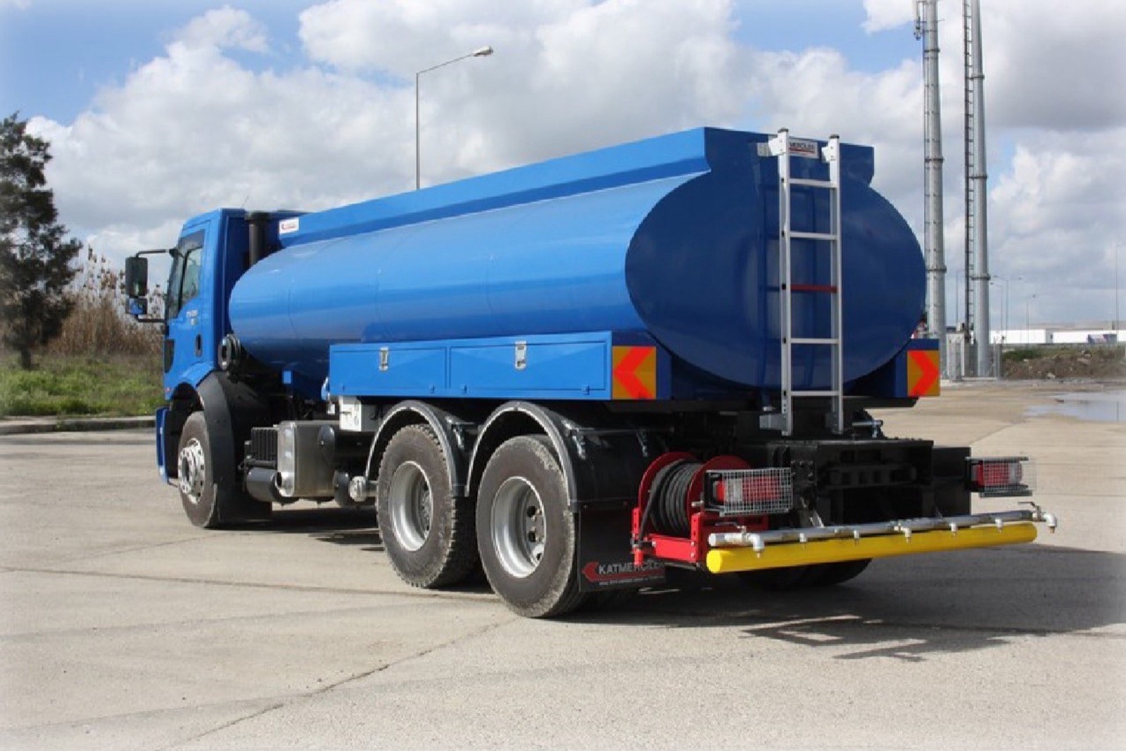 Sweet water tanker in UAE